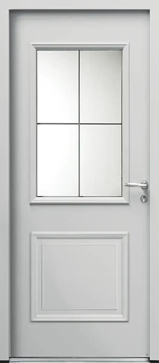 Porte d'entrée en aluminium modèle Chipley, blanche, à quatre carreaux vitrés et panneau mouluré